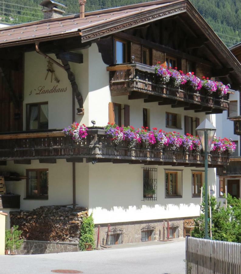 Hotel s'Landhaus St. Anton am Arlberg Exterior foto